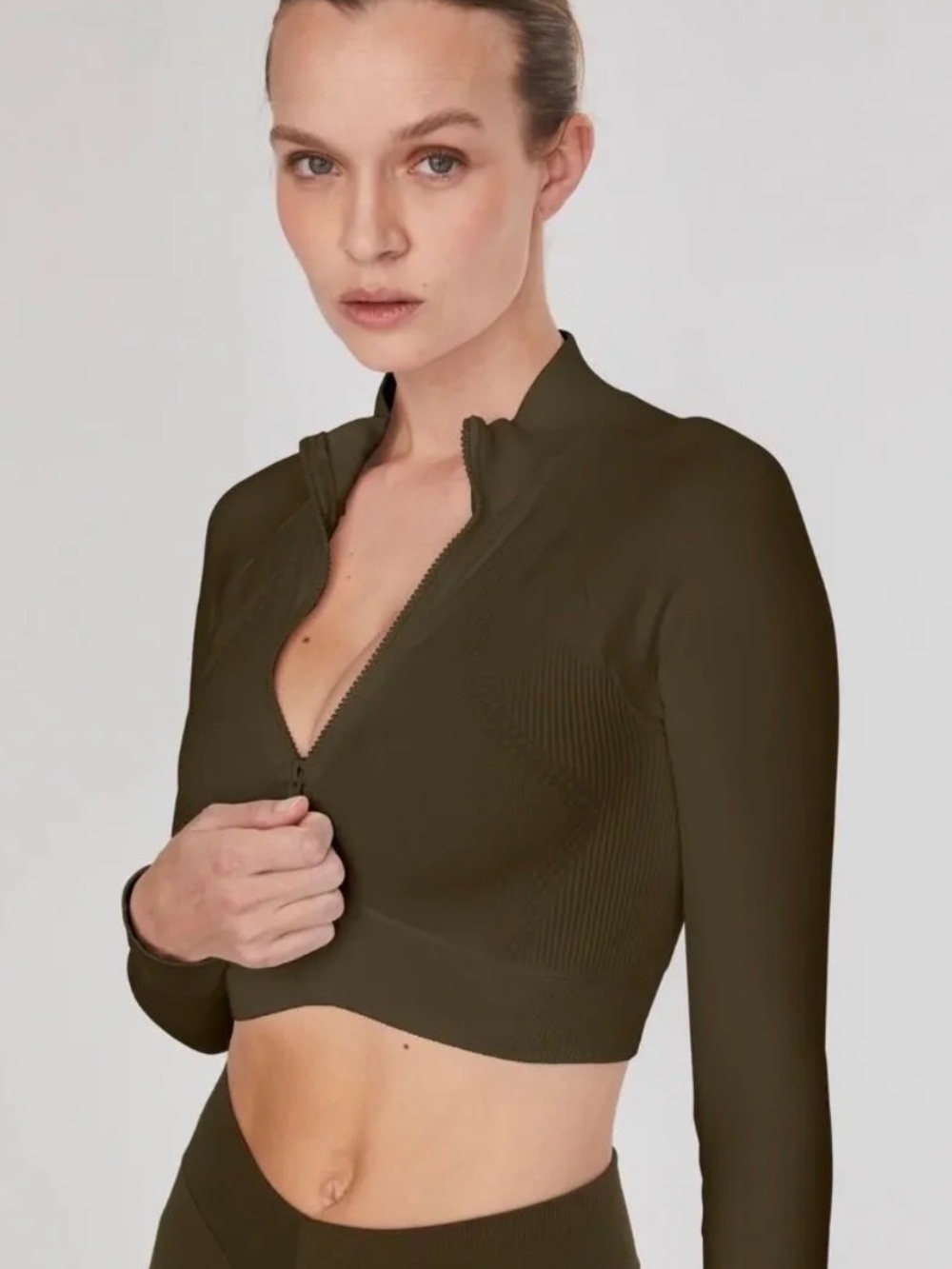 NWOT Joja Exhale Long Sleeve Army Green